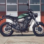 2016-Yamaha-XSR700-EU-Forest-Green-Static-002