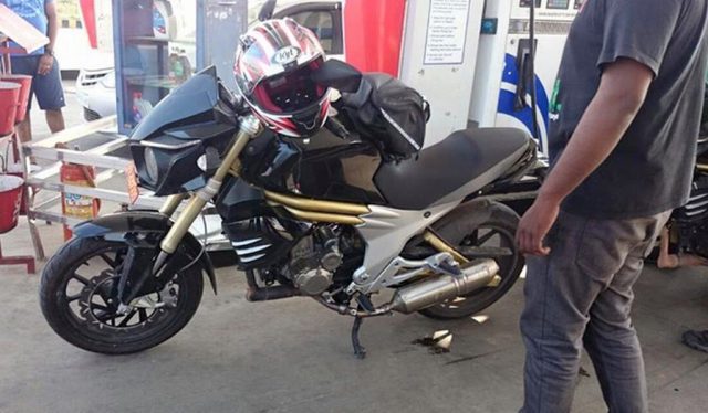 Mahindra continues testing new Mojo