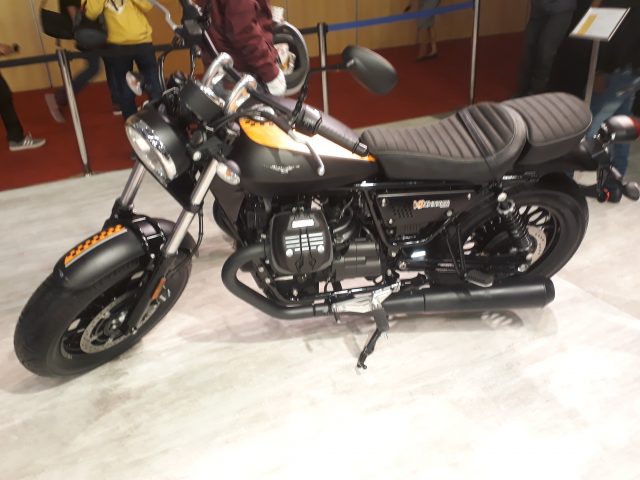 Moto Guzzi V9 Bobber