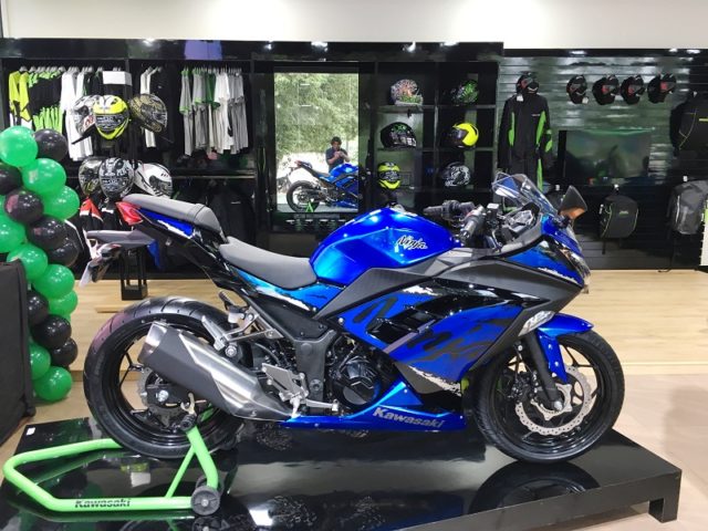 kawasaki ninja 300
