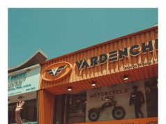 vardenchi lifestyle garage motorcyclediaries
