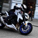 suzuki-gsx-s750-4-motorcyclediaries