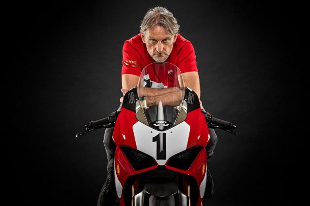Ducati Panigale V4 916 motorcyclediaries