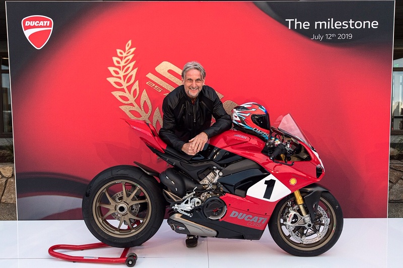 limited edition Ducati Panigale V4 25° Anniversario 916 motorcyclediaries