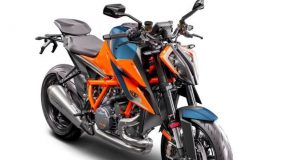 EICMA 2019: KTM 1290 Duke R sees a bump in Power! KTM-1290-Duke-R-Motorcyclediaries