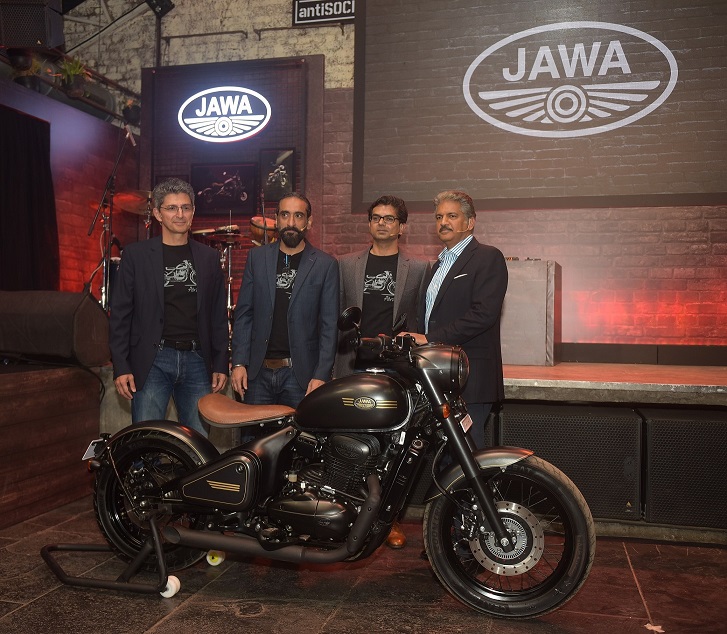 L-R- Boman Irani, Co-Founder & Director-Classic Legends, Anupam Thareja, Co-Founder & Director-Classic Legends, Ashish Singh Joshi, CEO, Classic Legends Motorcyclediaries